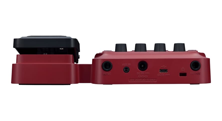 Zoom B1X FOUR Pedale multieffetto per basso