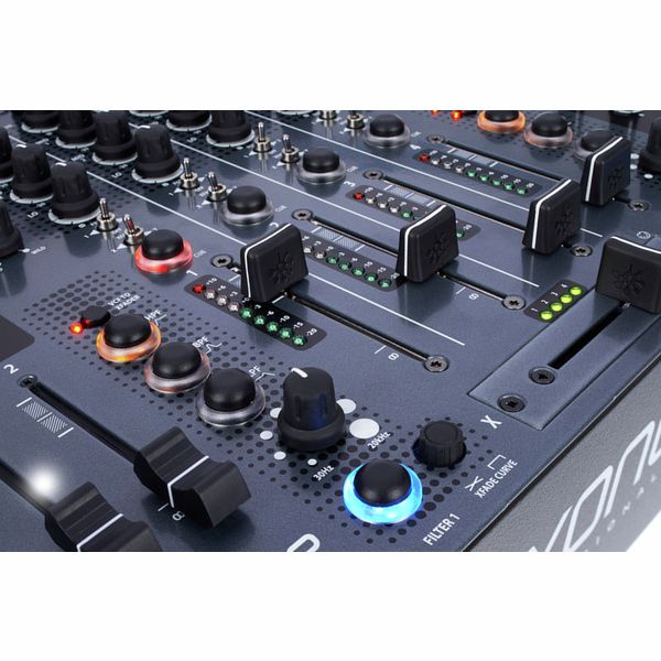 Allen & Heath Xone:92 DJ Mixer