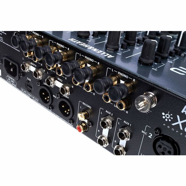 Allen & Heath Xone:92 DJ Mixer