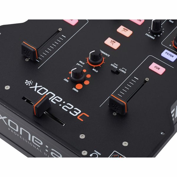 Allen & Heath Xone 23C Dj Mixer