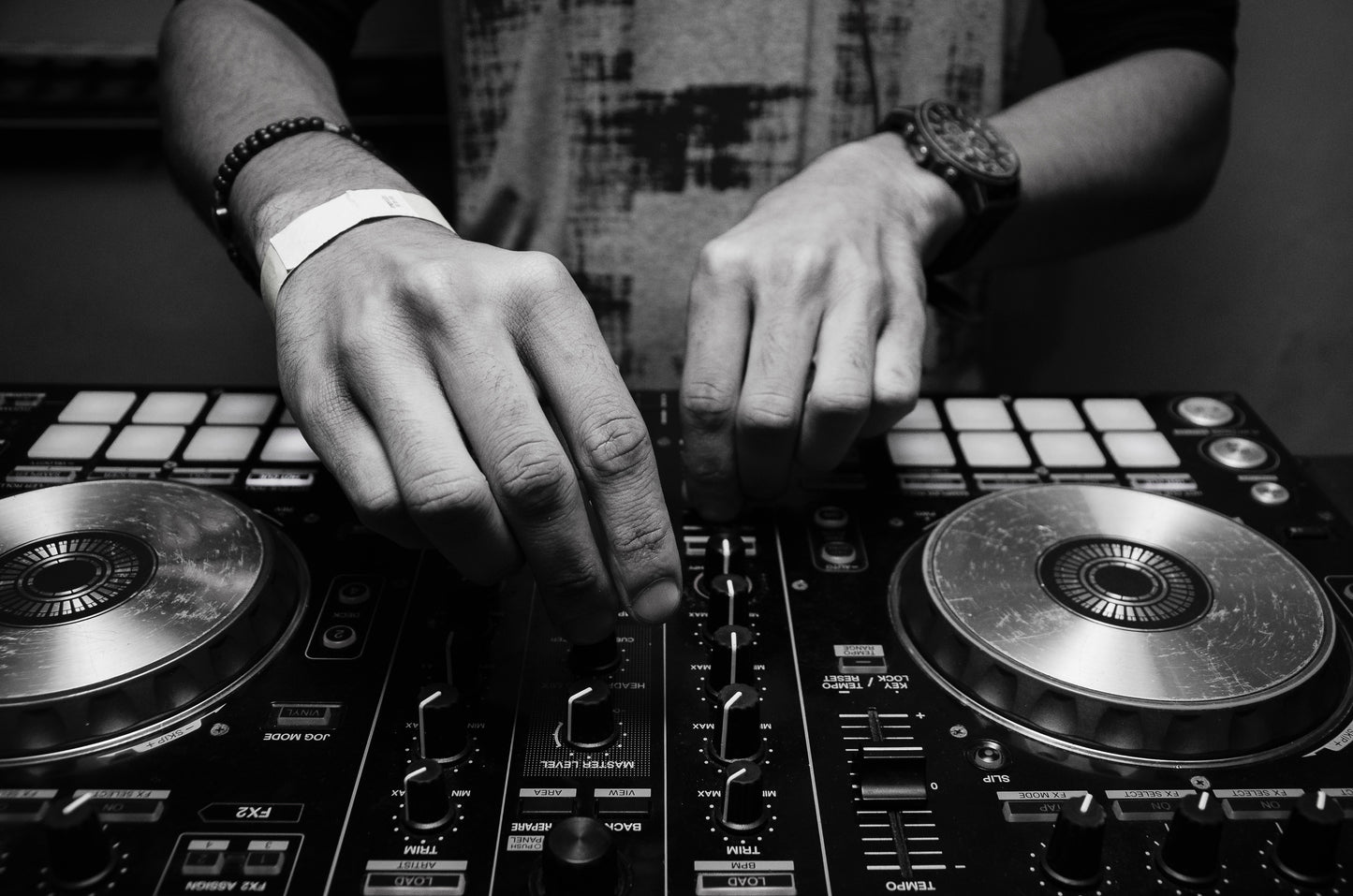DJ Set Professionale